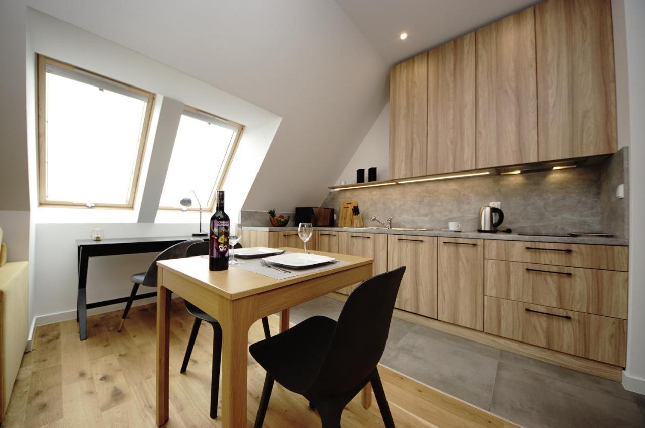 Bh Properties, Apartamenty Teatr Wybrzeze Srodmiescie Гданск Екстериор снимка
