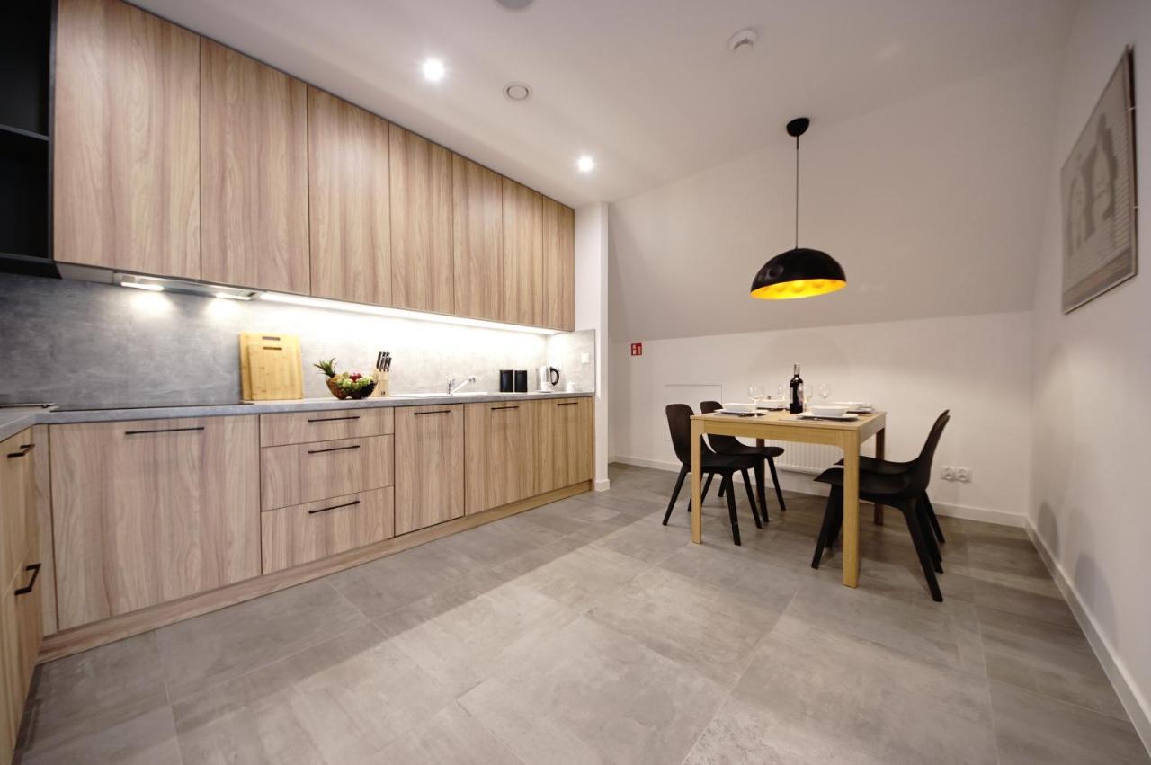 Bh Properties, Apartamenty Teatr Wybrzeze Srodmiescie Гданск Екстериор снимка