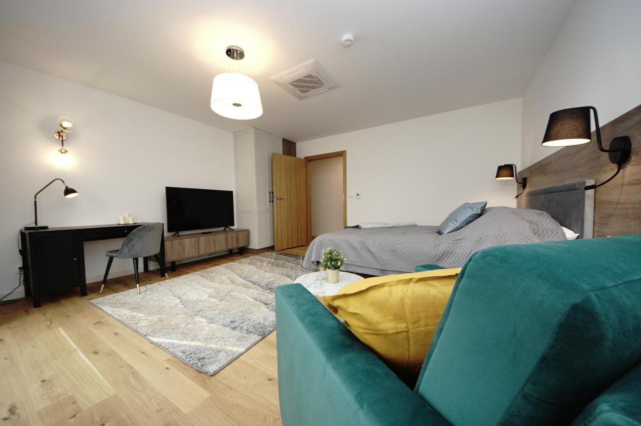 Bh Properties, Apartamenty Teatr Wybrzeze Srodmiescie Гданск Екстериор снимка