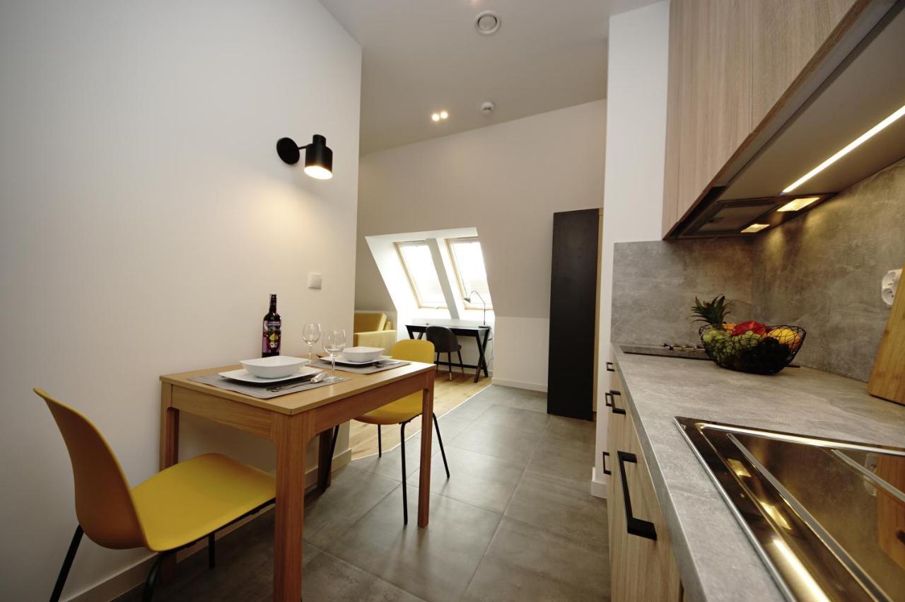 Bh Properties, Apartamenty Teatr Wybrzeze Srodmiescie Гданск Екстериор снимка