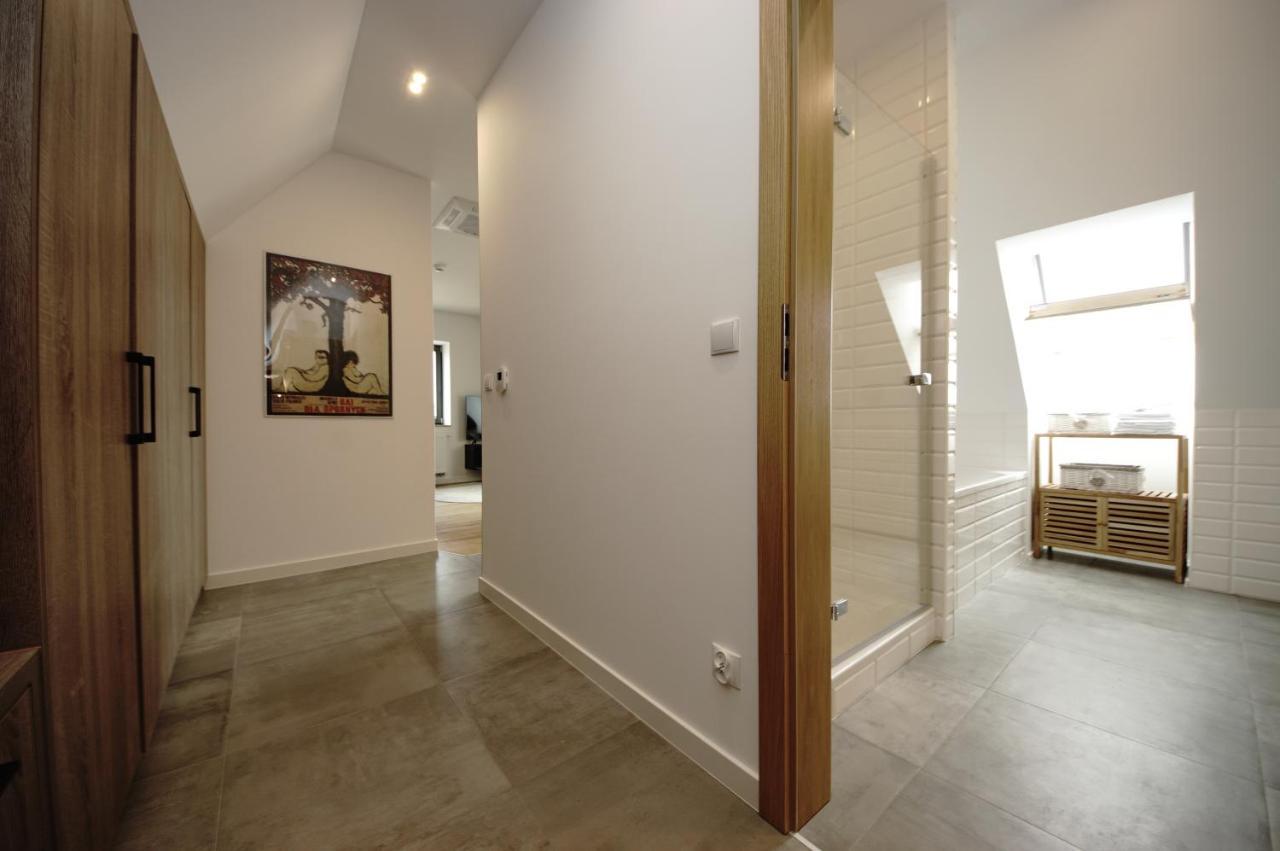 Bh Properties, Apartamenty Teatr Wybrzeze Srodmiescie Гданск Екстериор снимка