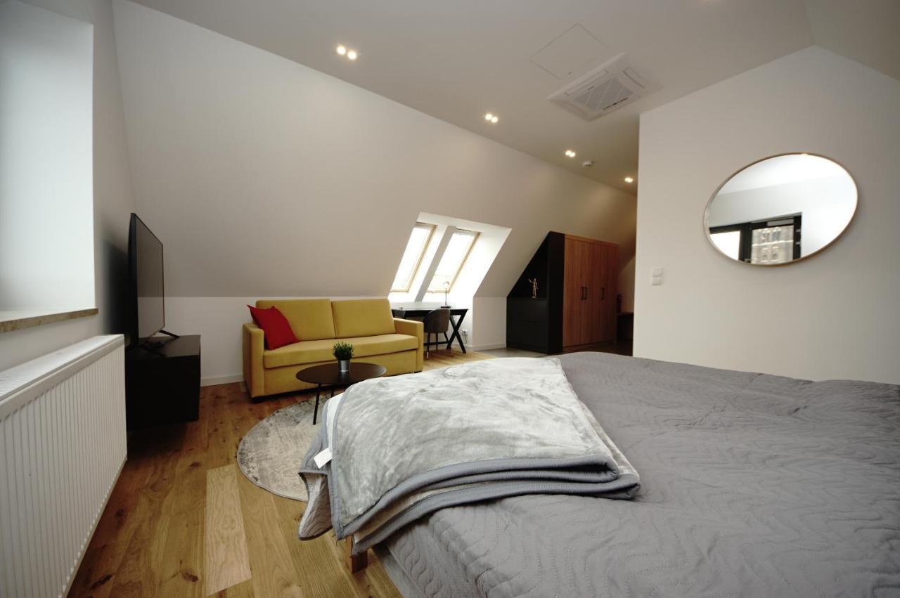 Bh Properties, Apartamenty Teatr Wybrzeze Srodmiescie Гданск Екстериор снимка