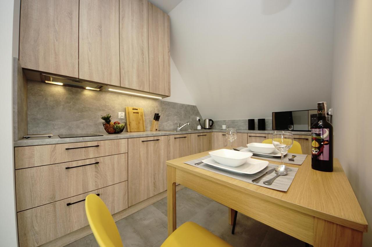 Bh Properties, Apartamenty Teatr Wybrzeze Srodmiescie Гданск Екстериор снимка