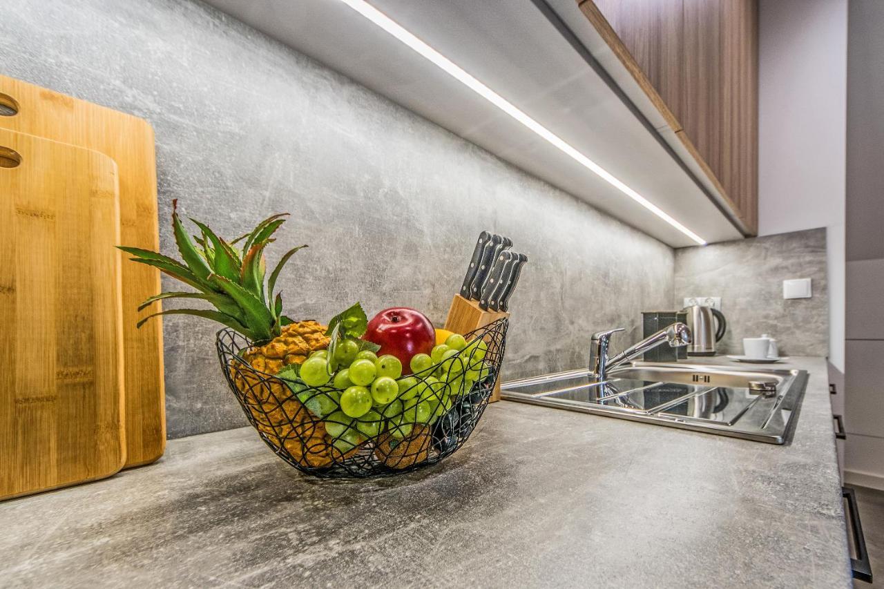 Bh Properties, Apartamenty Teatr Wybrzeze Srodmiescie Гданск Екстериор снимка